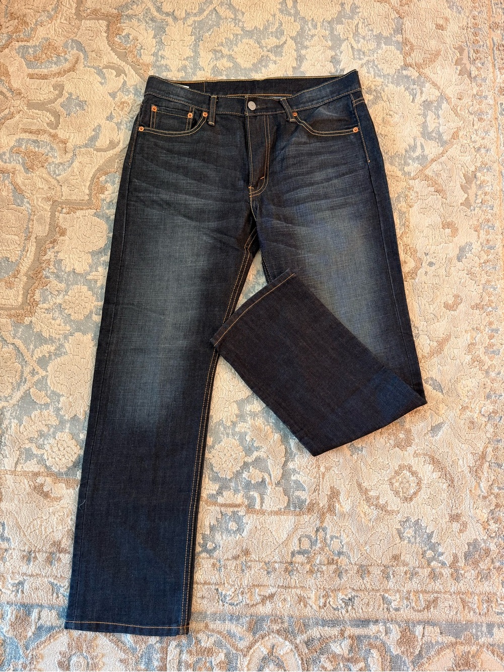 Levi’s 513 Men's Dark Blue Straight-Leg Jeans - Classic Denim